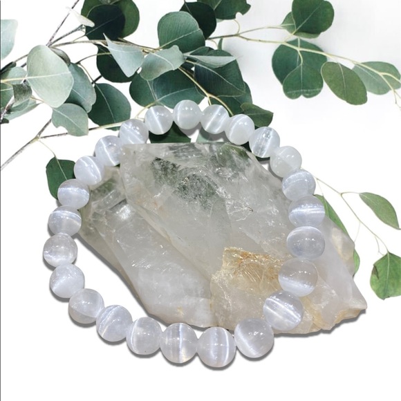 Selenite Crystal Bracelet - Picture 3 of 5